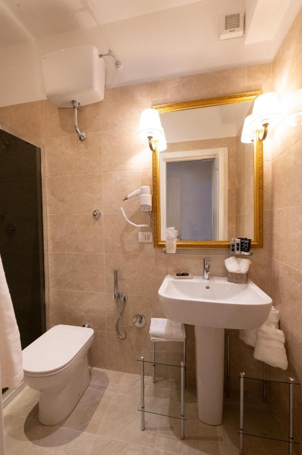 Venus Inn Rome Guest House Buitenkant foto