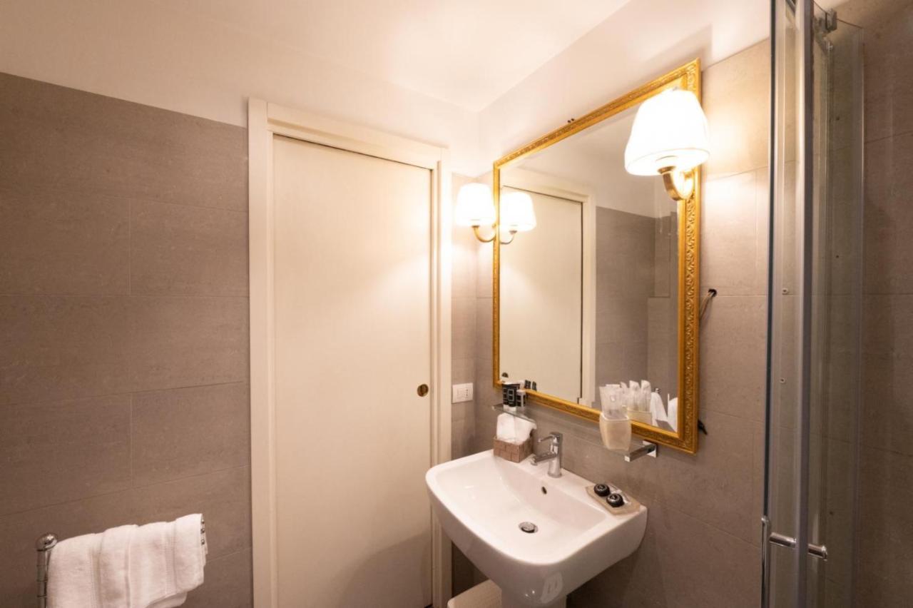 Venus Inn Rome Guest House Buitenkant foto